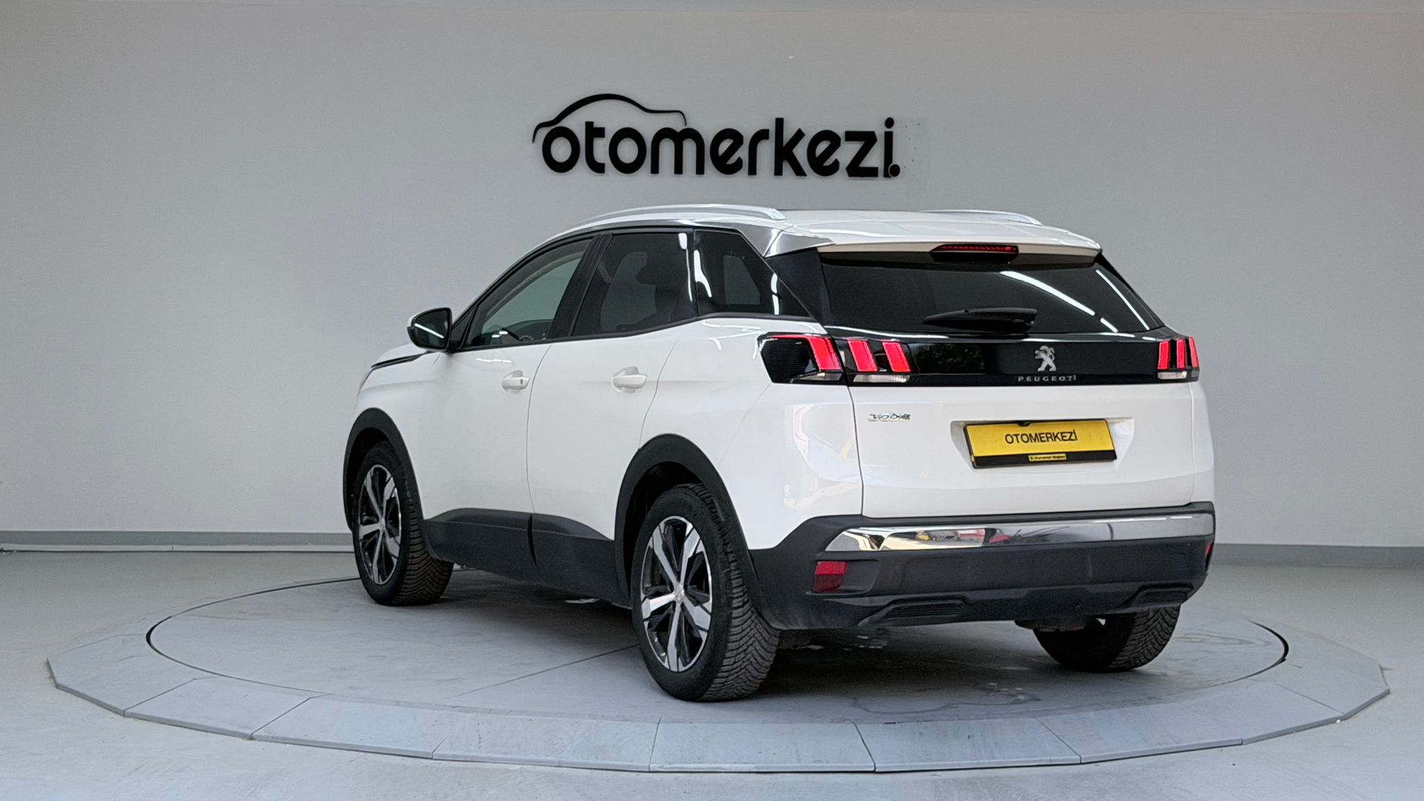 PEUGEOT 3008 7